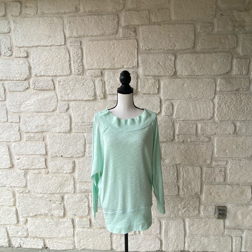 Free People Mint Green Top / Size Small